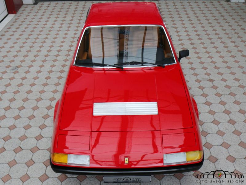 Ferrari 365 GT4 2+2