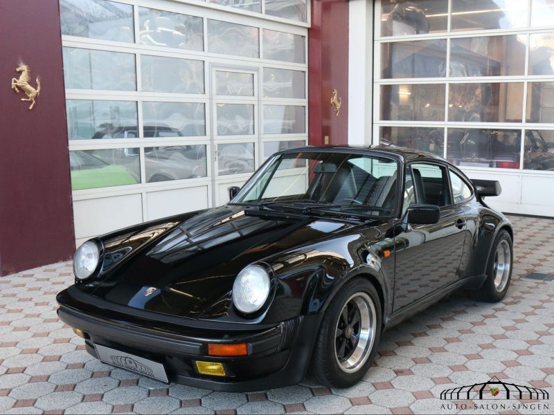Porsche 911 Turbo 3.3