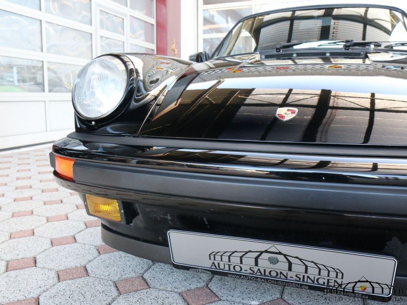 Porsche 911 Turbo 3.3
