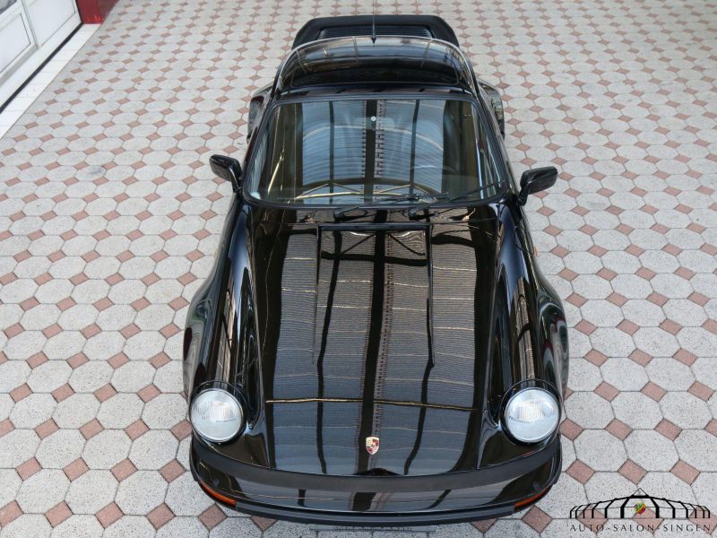 Porsche 911 Turbo 3.3
