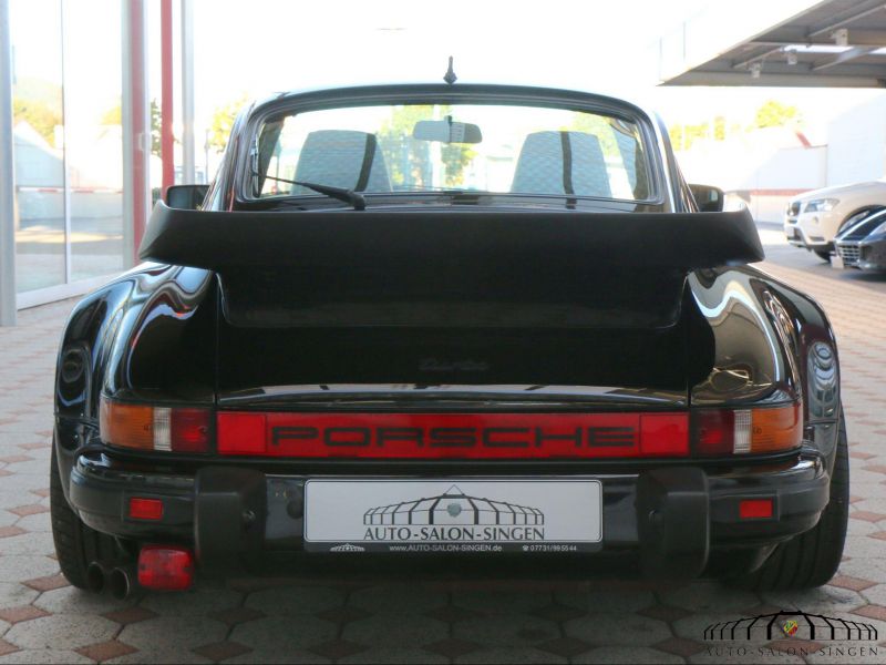 Porsche 911 Turbo 3.3