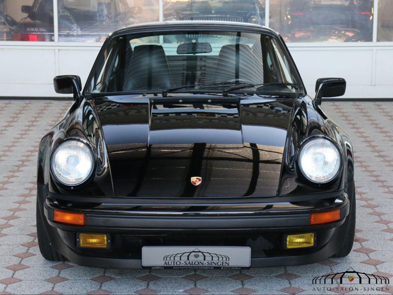 Porsche 911 Turbo 3.3