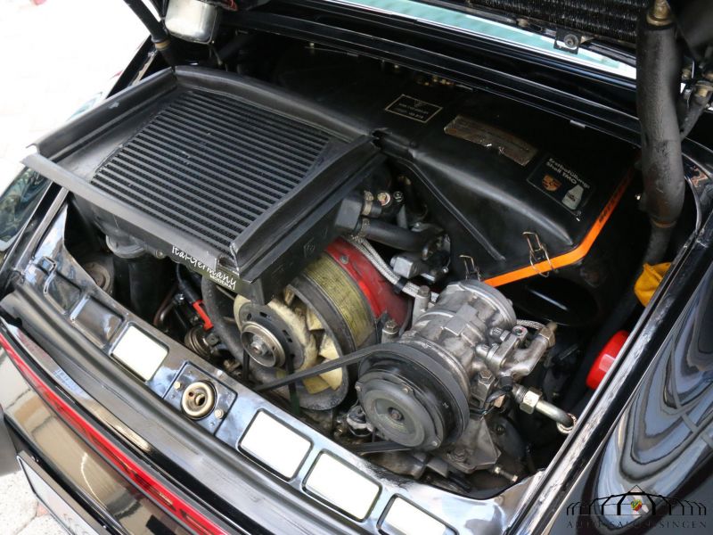 Porsche 911 Turbo 3.3