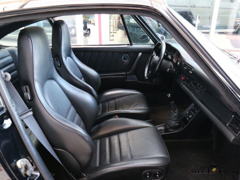 Porsche 911 Turbo 3.3