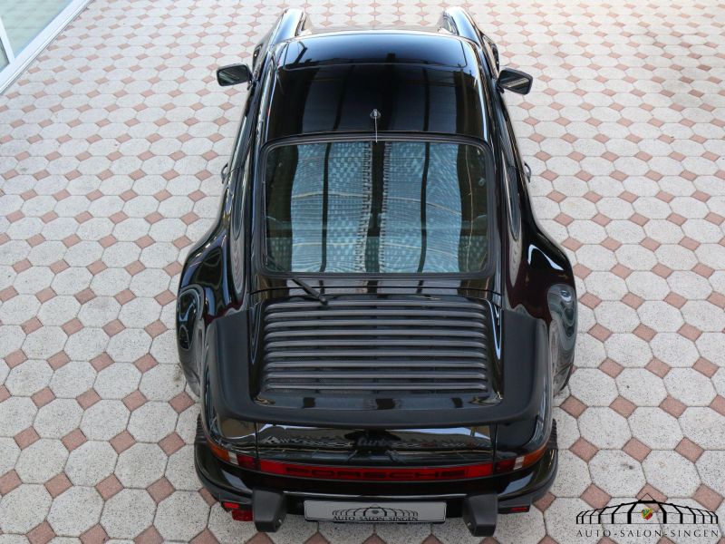 Porsche 911 Turbo 3.3