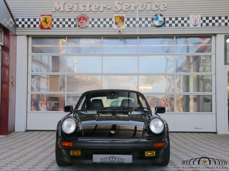Porsche 911 Turbo 3.3