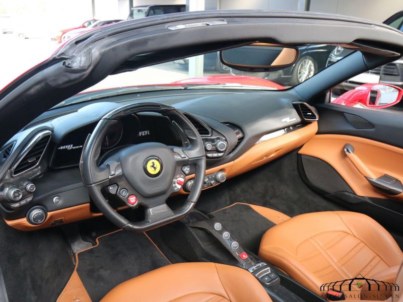Ferrari 488 Spider