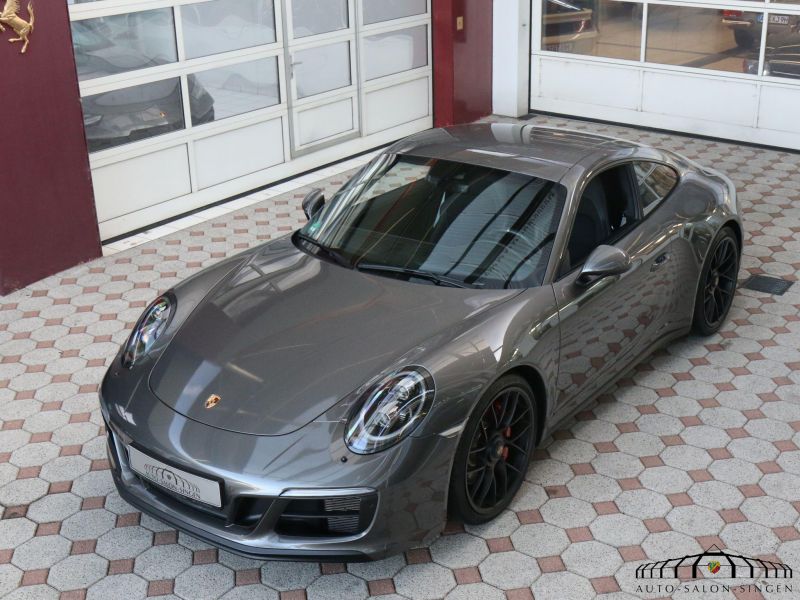 Porsche 991 Carrera 4 GTS