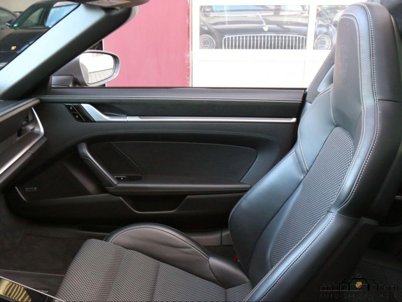 Porsche 992 Targa 4S