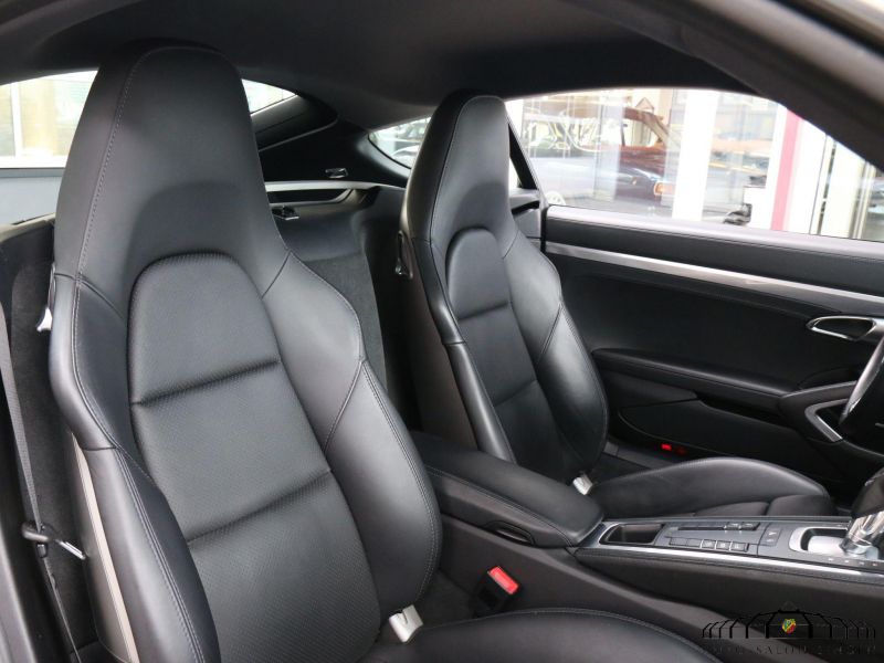Porsche Cayman 718 S