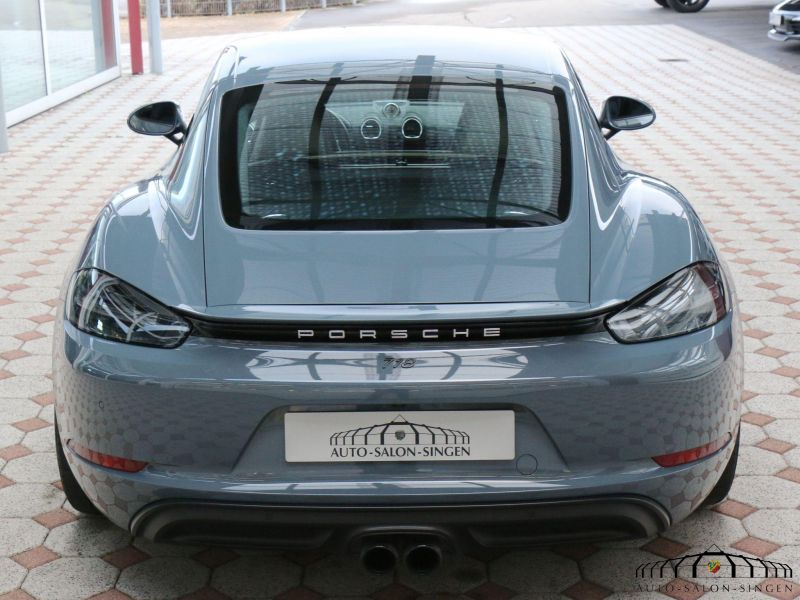 Porsche Cayman 718 S