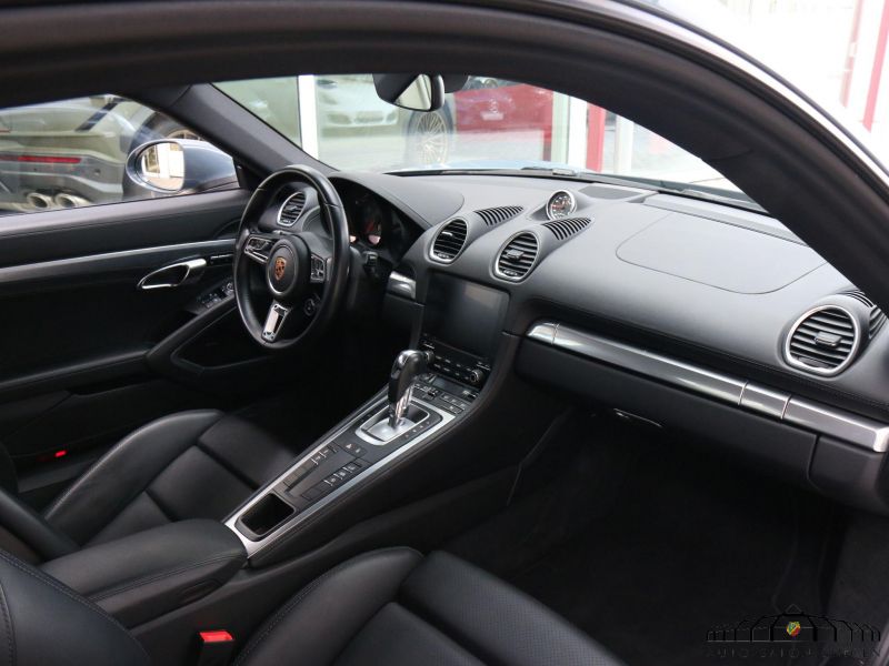 Porsche Cayman 718 S
