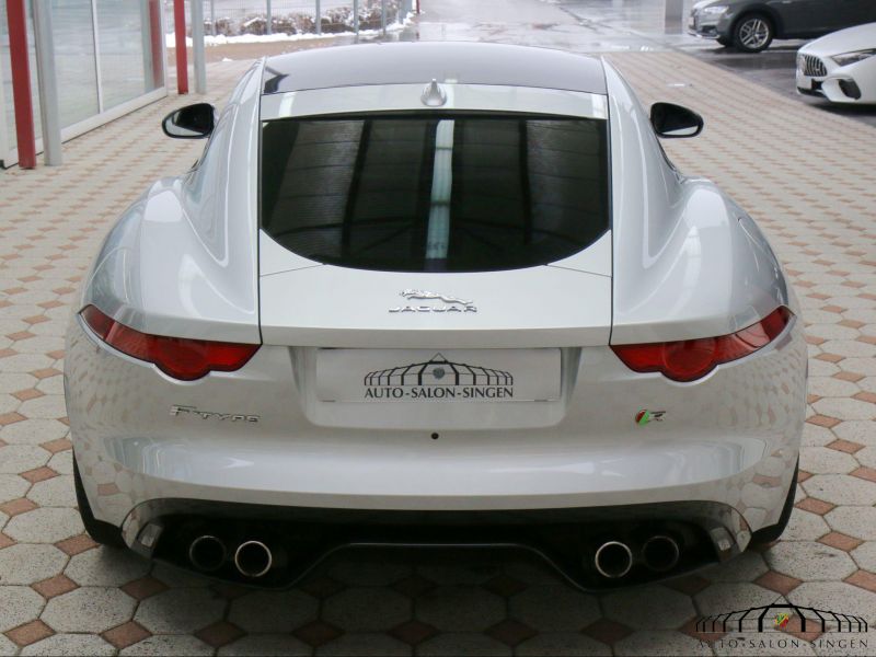 Jaguar F-Type V8 R
