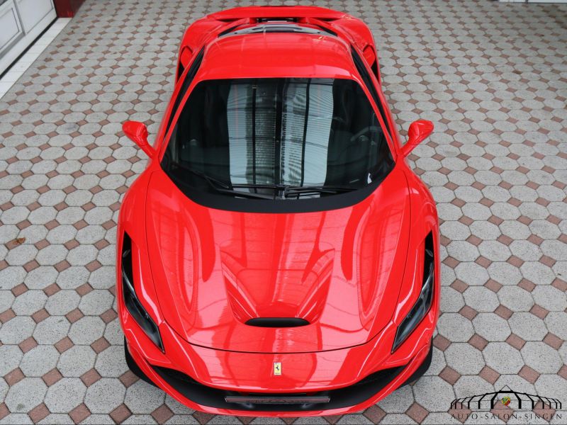 Ferrari F8 Tributo
