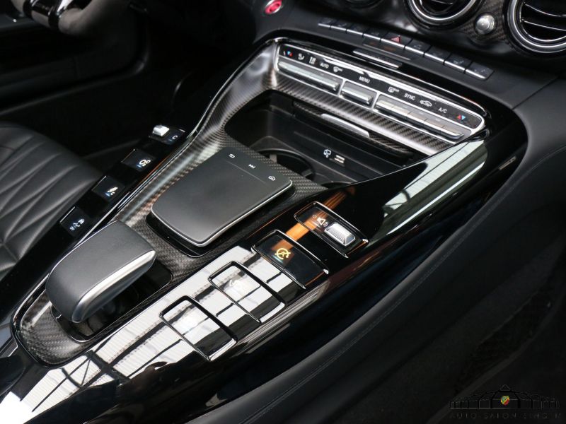 Mercedes-Benz AMG GT R Roadster