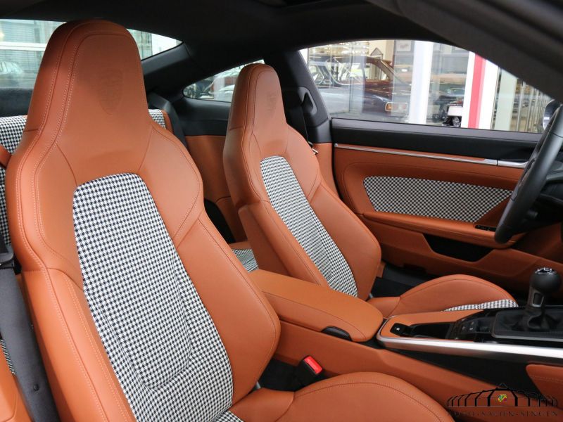 Porsche 992 Carrera S
