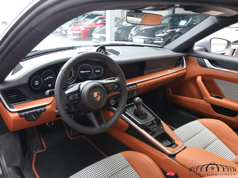 Porsche 992 Carrera S