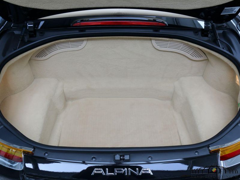 Alpina Z8
