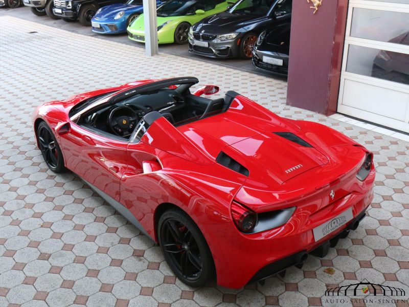 Ferrari 488 Spider