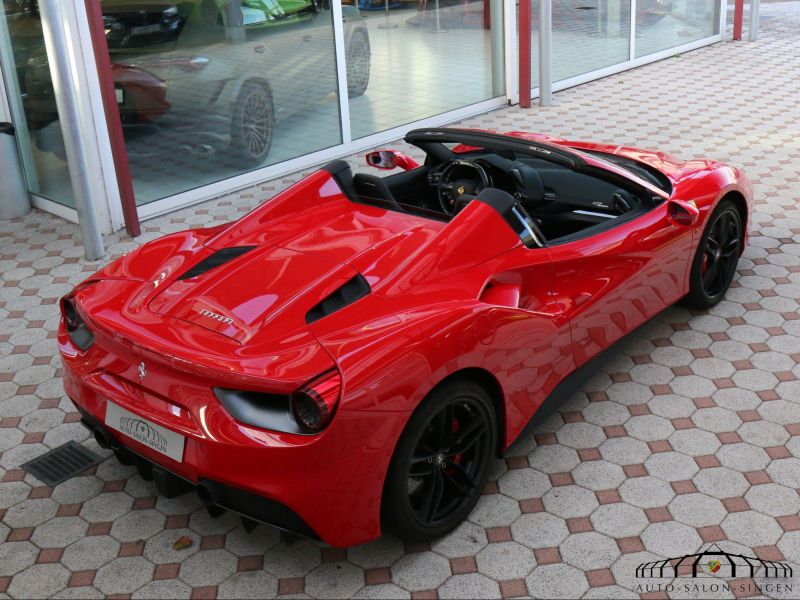 Ferrari 488 Spider