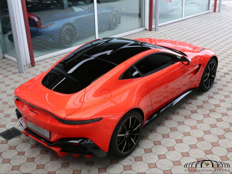 Aston Martin V8 Vantage Coupe 