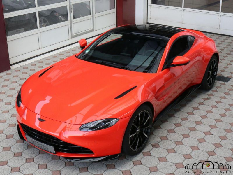 Aston Martin V8 Vantage Coupe 