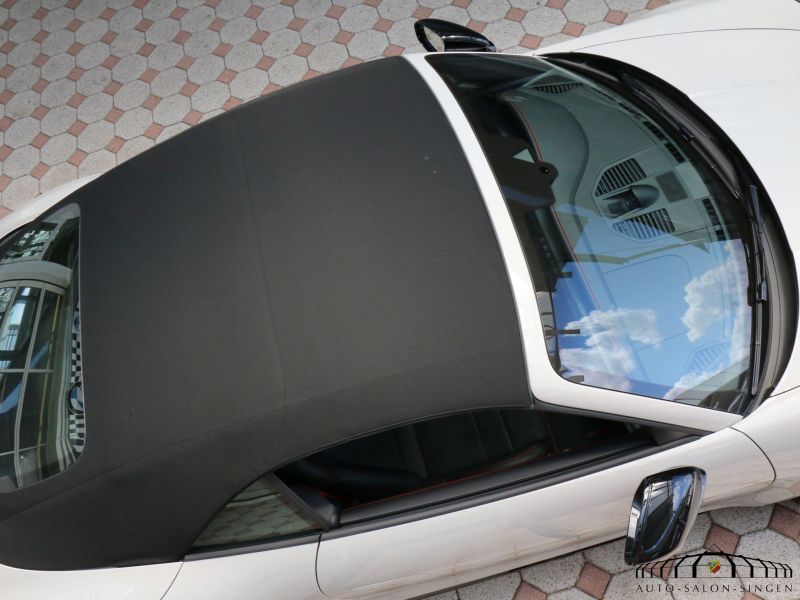 Porsche 992 Carrera  4 GTS Cabrio