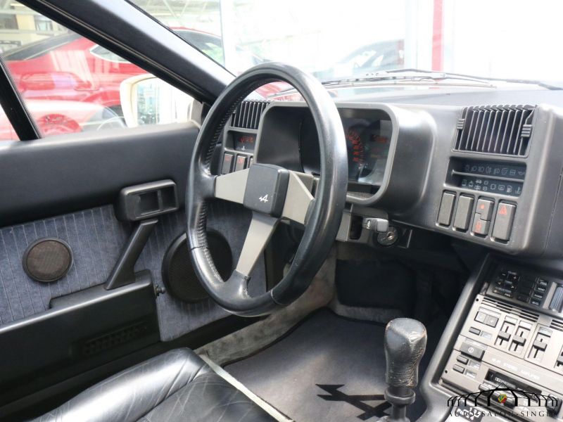 Renault Alpine GTA V6 Turbo