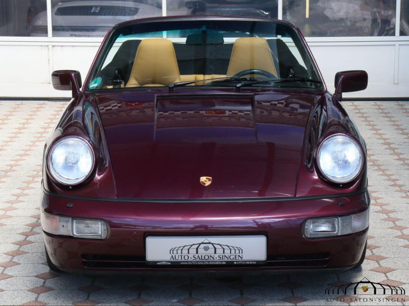 Porsche 964 Carrera 4 Cabrio