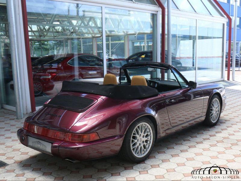 Porsche 964 Carrera 4 Cabrio