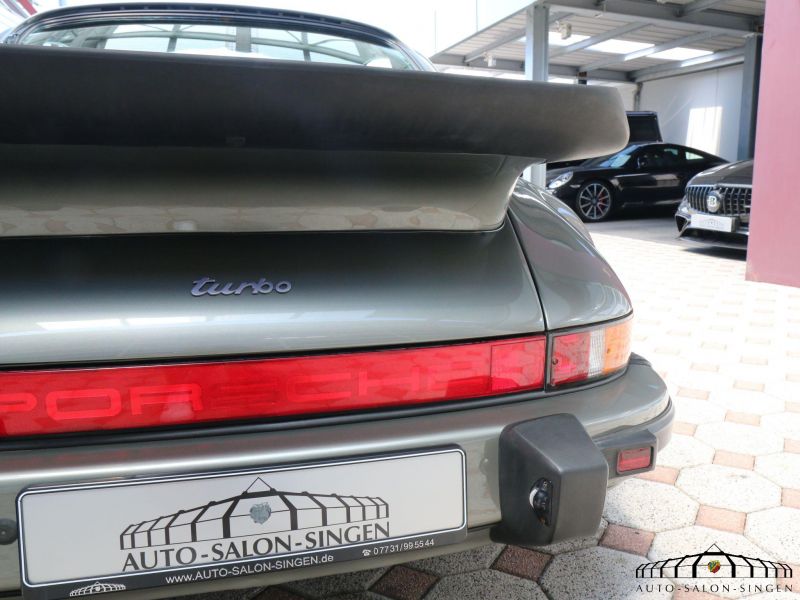 Porsche 911 Turbo 3.3