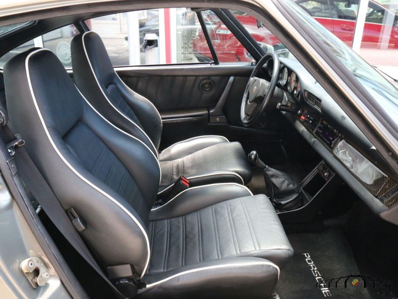 Porsche 911 Turbo 3.3