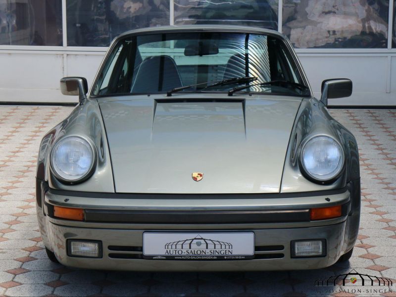 Porsche 911 Turbo 3.3