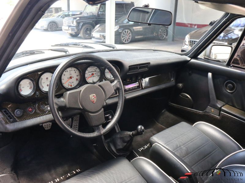 Porsche 911 Turbo 3.3
