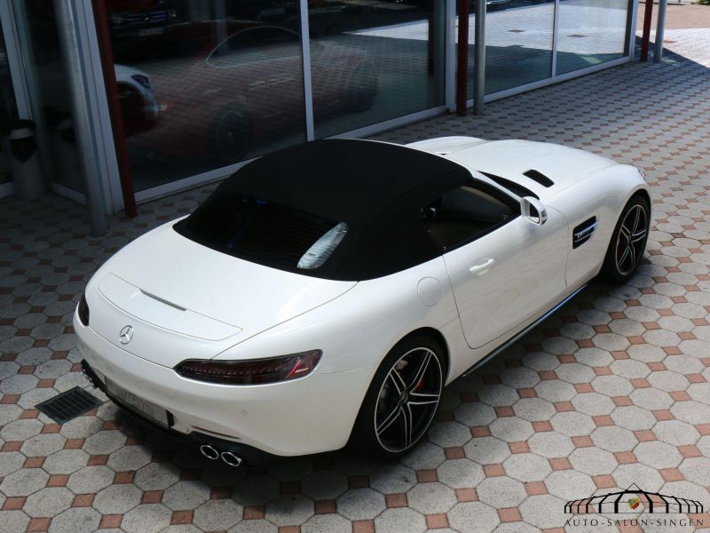 Mercedes-Benz AMG GT Roadster