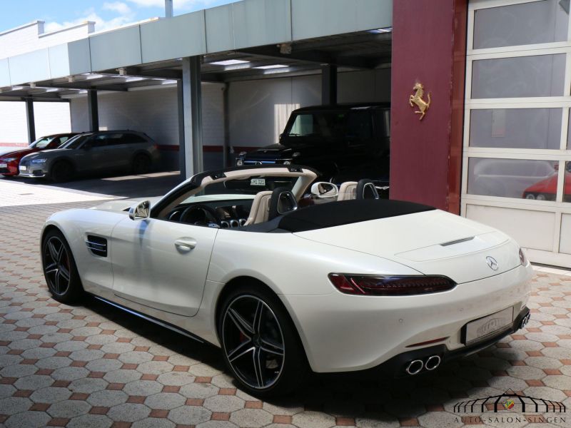 Mercedes-Benz AMG GT Roadster