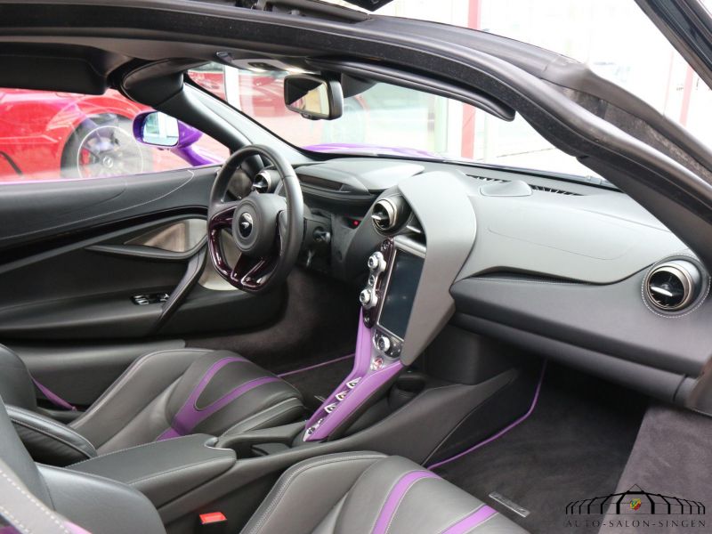 McLaren 720S