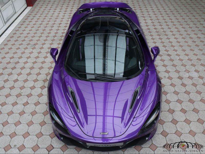 McLaren 720S