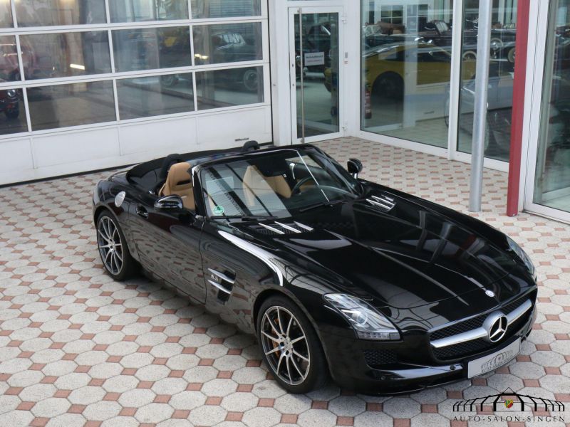 Mercedes-Benz SLS AMG Roadster