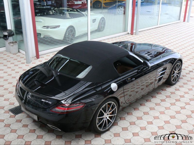 Mercedes-Benz SLS AMG Roadster
