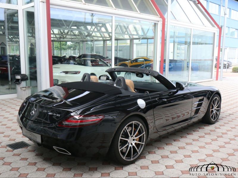 Mercedes-Benz SLS AMG Roadster