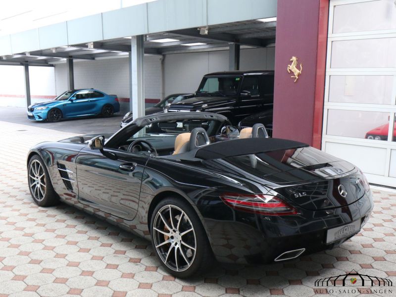 Mercedes-Benz SLS AMG Roadster