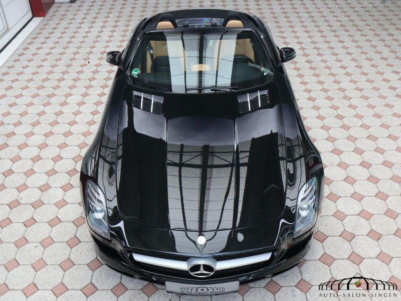 Mercedes-Benz SLS AMG Roadster
