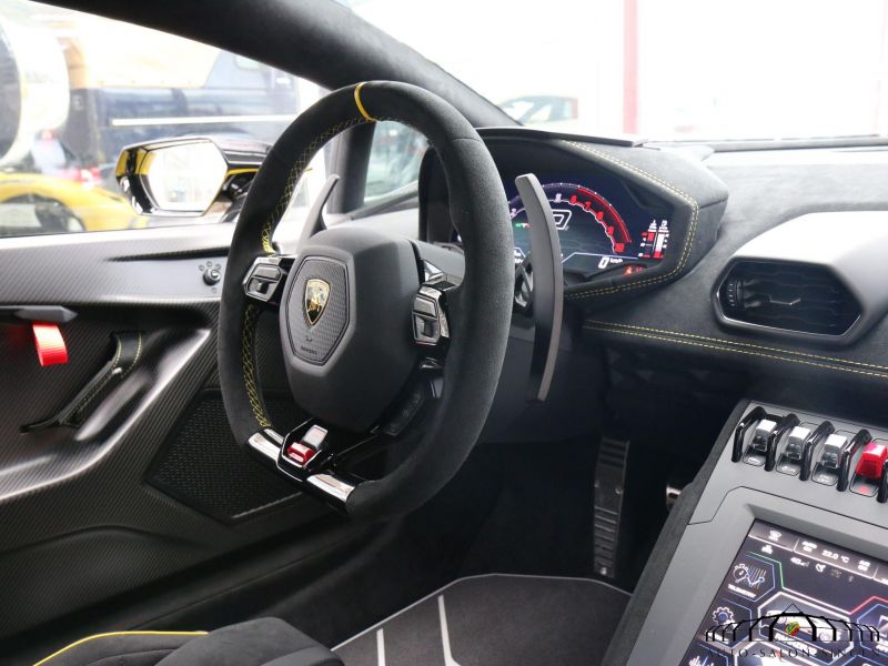 Lamborghini Huracán STO Coupe