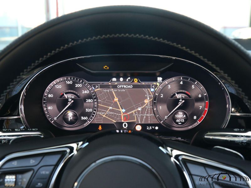 Bentley Continental GTC V8