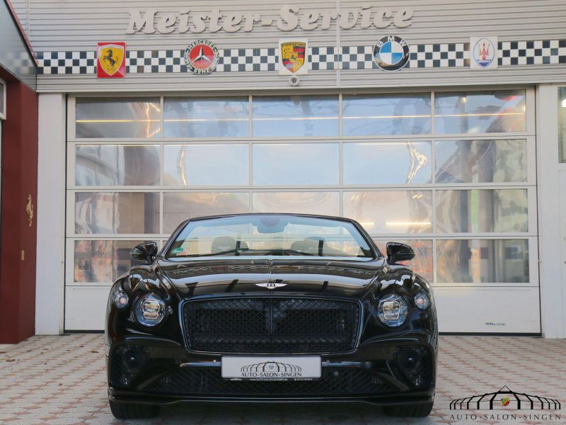 Bentley Continental GTC V8