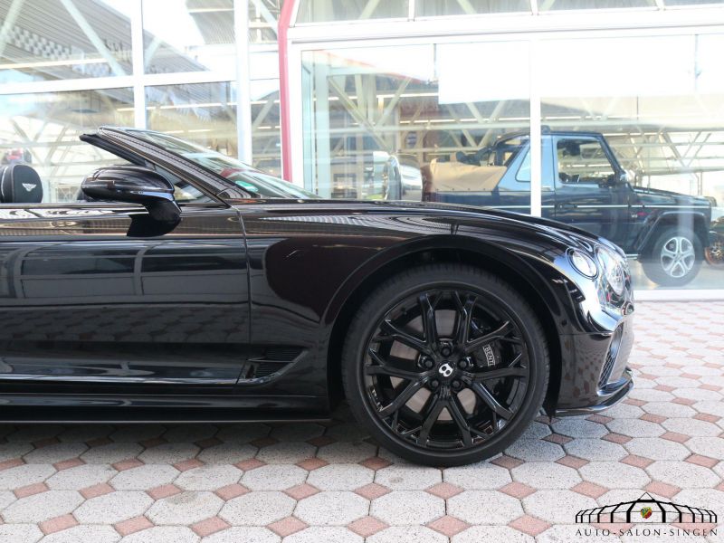 Bentley Continental GTC V8