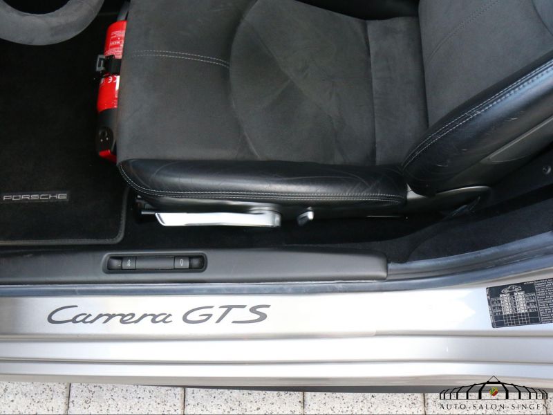Porsche 997 Carrera GTS