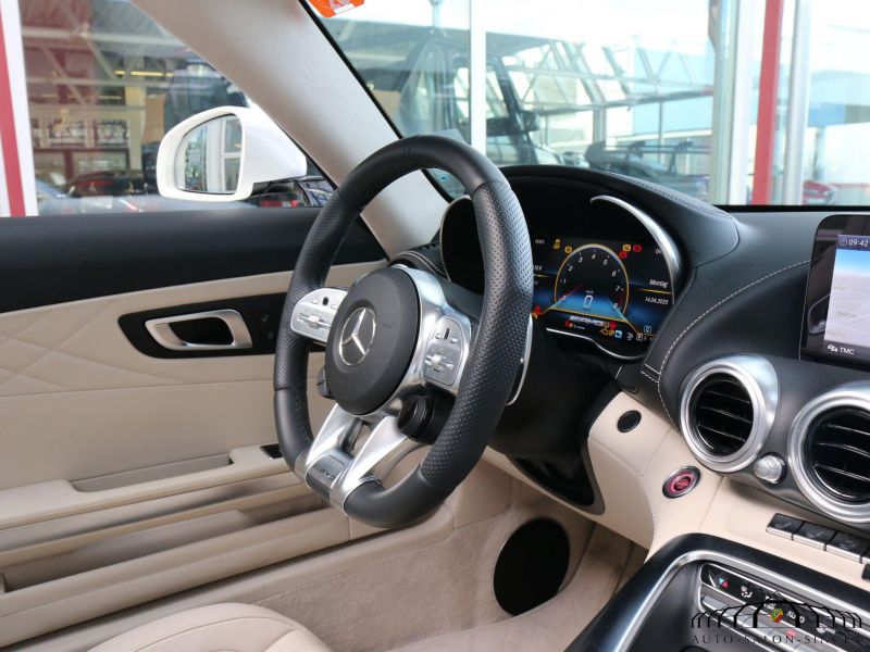 Mercedes-Benz AMG GT Roadster