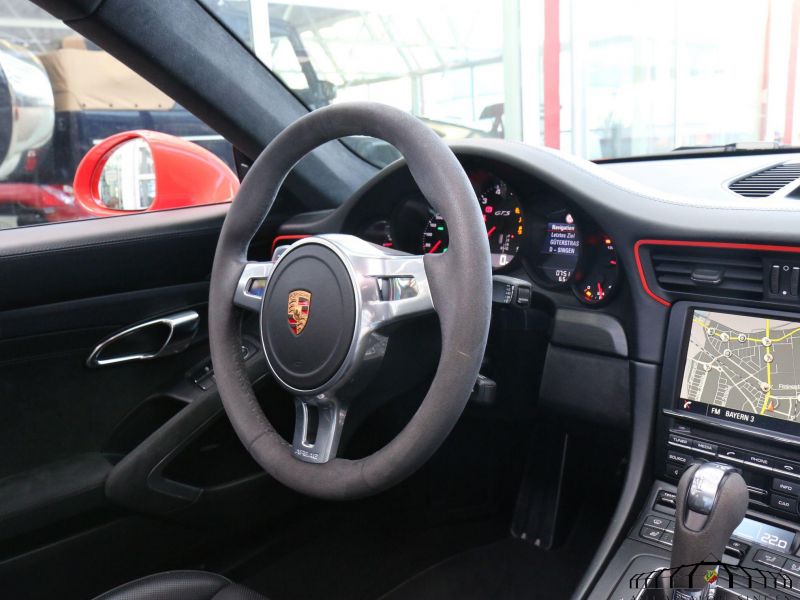 Porsche 991 Carrera GTS